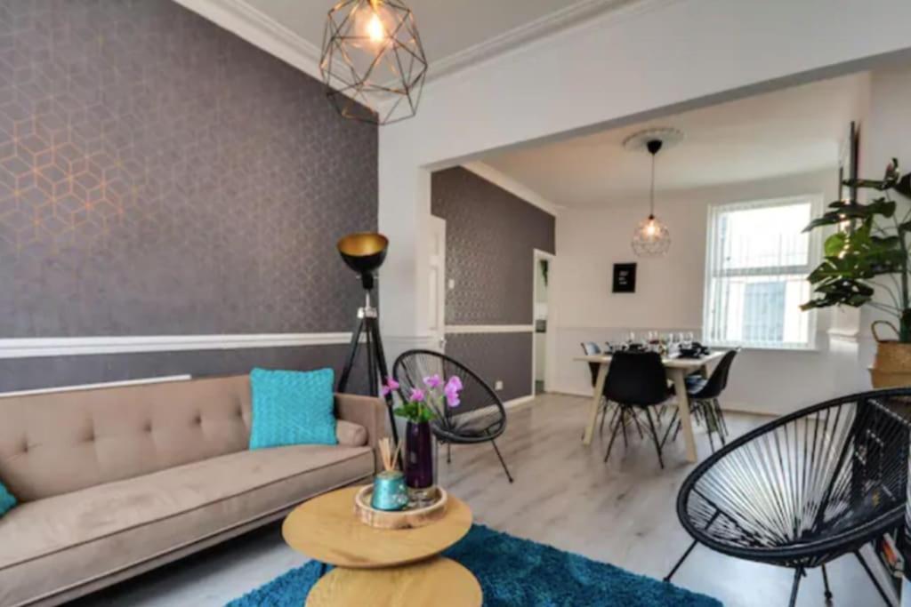 Antonio Str Liverpool 6 Beds Esterno foto