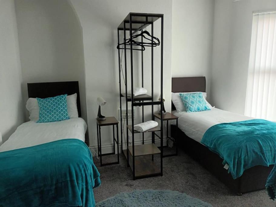 Antonio Str Liverpool 6 Beds Esterno foto