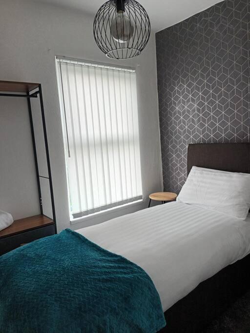 Antonio Str Liverpool 6 Beds Esterno foto